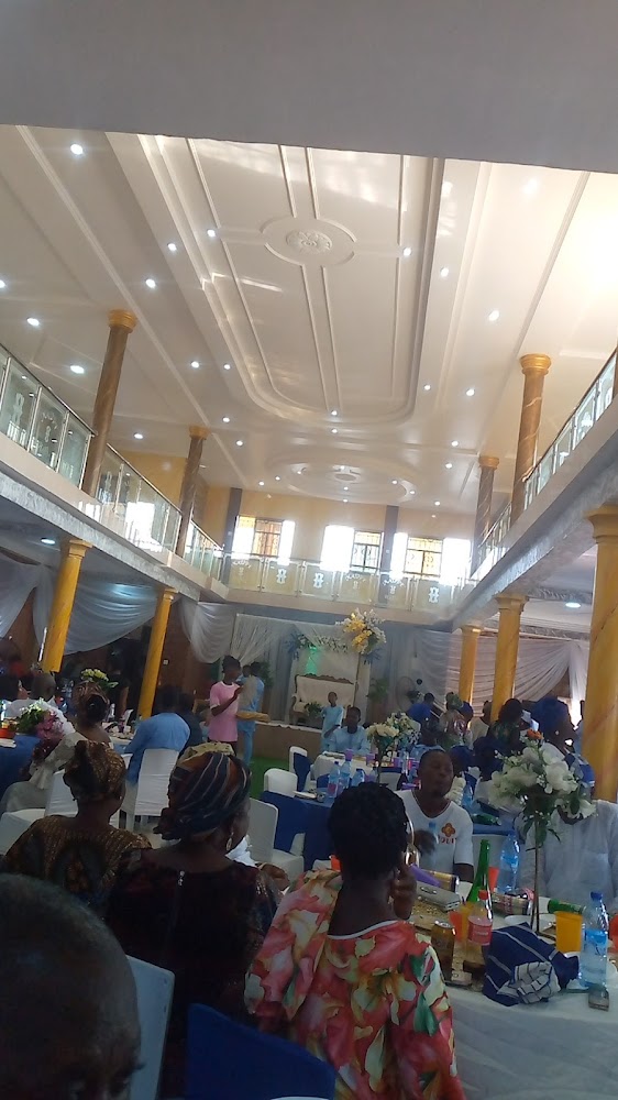 Maupe hall